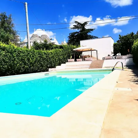 בית נופש Trulli And Pool - I Cactus
