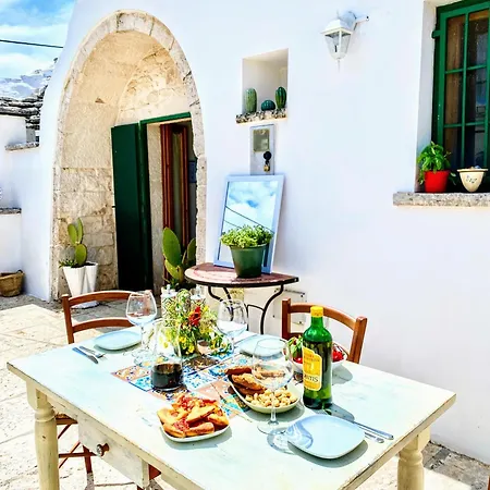 Trulli And Pool - I Cactus بيت للعطل